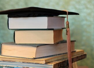 Co jest ważniejsze magister czy inżynier?