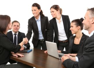 Jakie umowy z Influencerem?