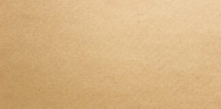 Czym się różni karta debit od Visa?