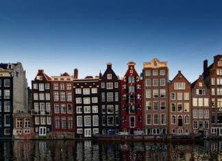 Czym są kanały komunikacji marketingowej?